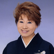 水谷八重子氏の顔写真